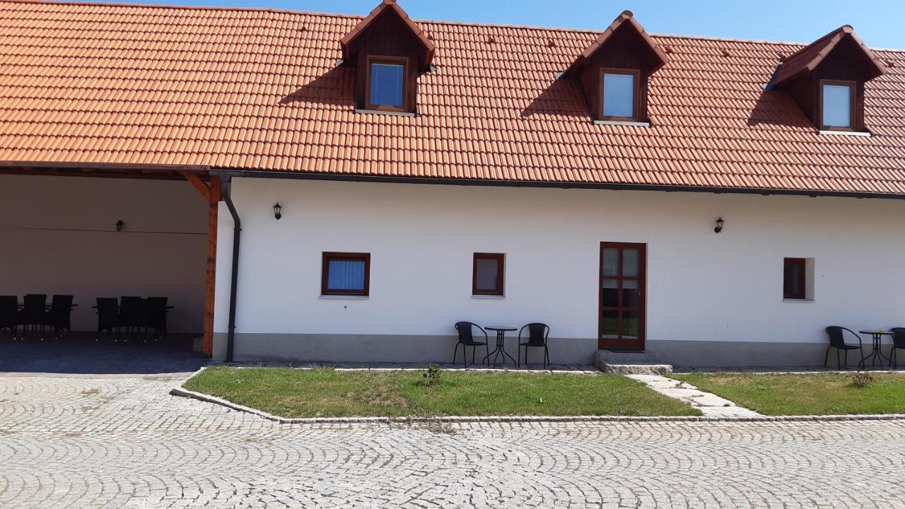 Apartament Martinuv Dvur Pilzno Zewnętrze zdjęcie
