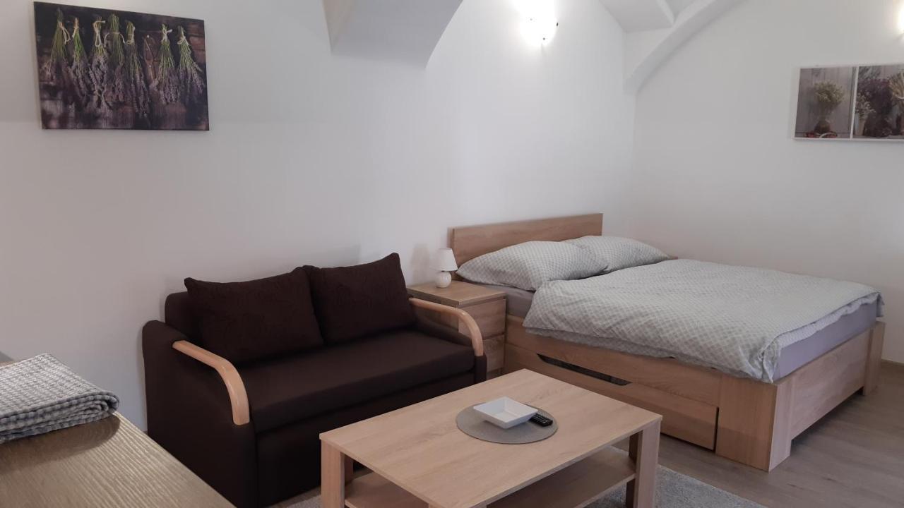 Apartament Martinuv Dvur Pilzno Zewnętrze zdjęcie