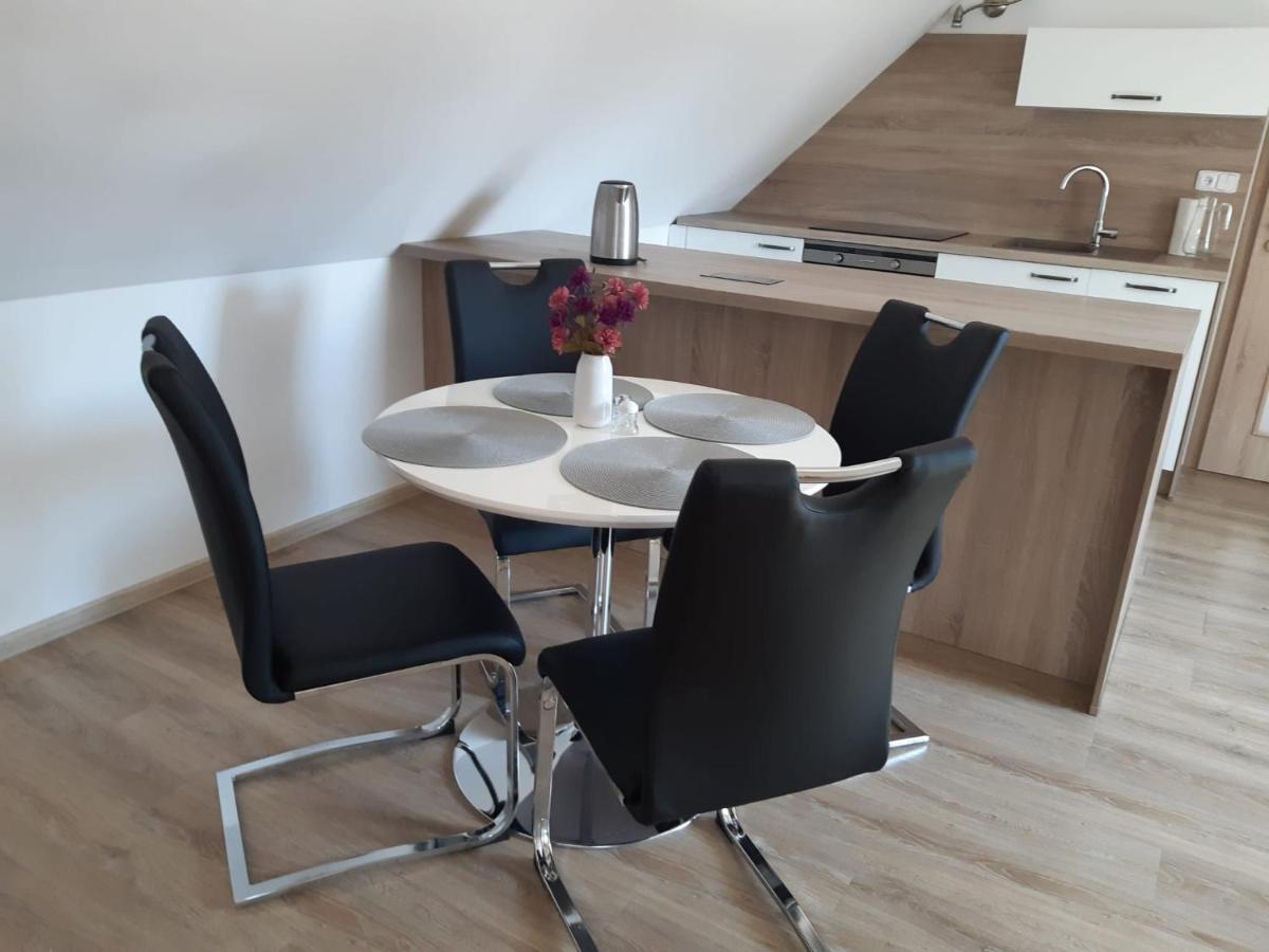 Apartament Martinuv Dvur Pilzno Zewnętrze zdjęcie