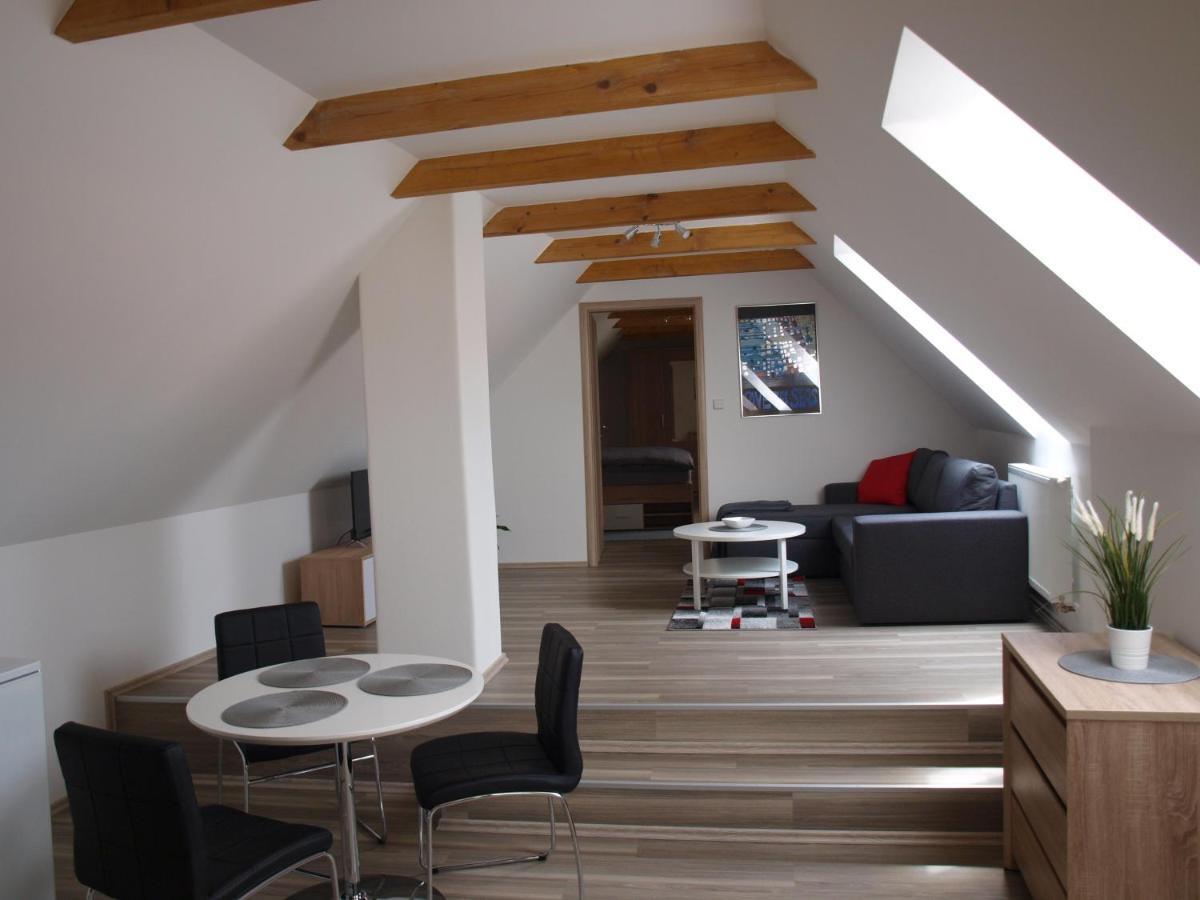 Apartament Martinuv Dvur Pilzno Zewnętrze zdjęcie